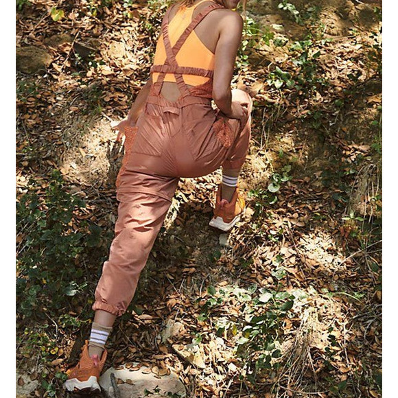 Free People Movement Chaparral Convertible Overalls Hike Onesie NWT MSRP $148 - Picture 3 of 11